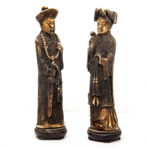 זוג פסלים בדמות סינים